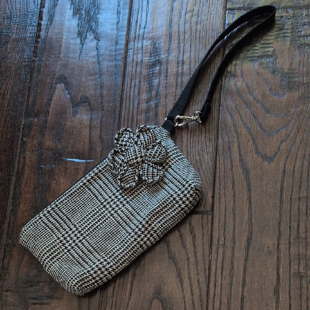 Handmade Black  & White Menswear Houndstooth Checked Plaid Wristlet Purse